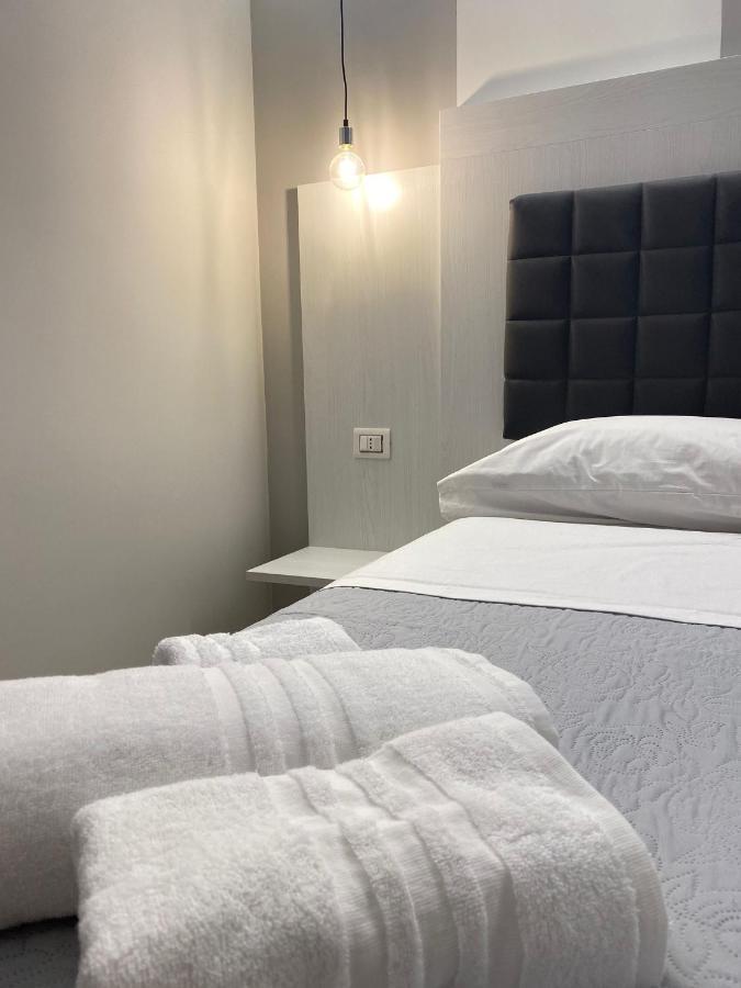 Hotel Blue Marine - Free Parking Tropea Esterno foto