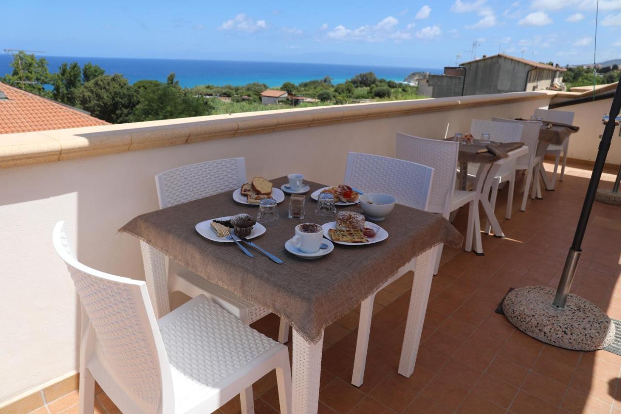 Hotel Blue Marine - Free Parking Tropea Esterno foto